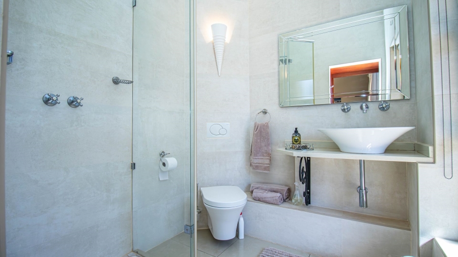 3 Bedroom Property for Sale in The Coves North West